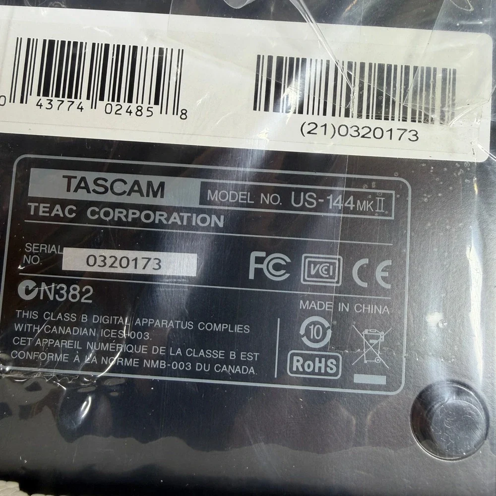 Tascam US-144MKII USB 2.0 Audio MIDI Interface Special Bundle Version Cubase LE5